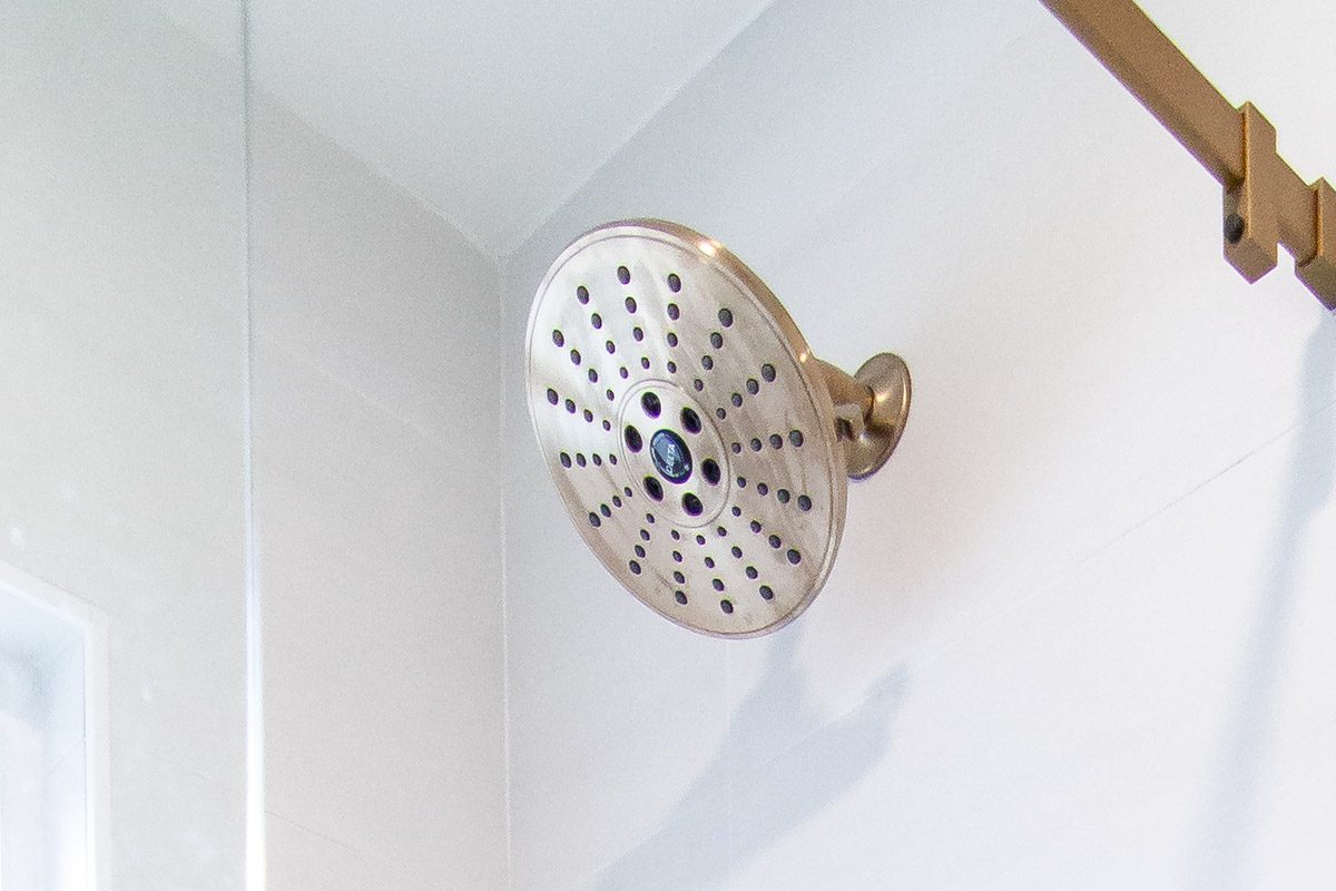 Dave-Catherine-bathroom-detail-4