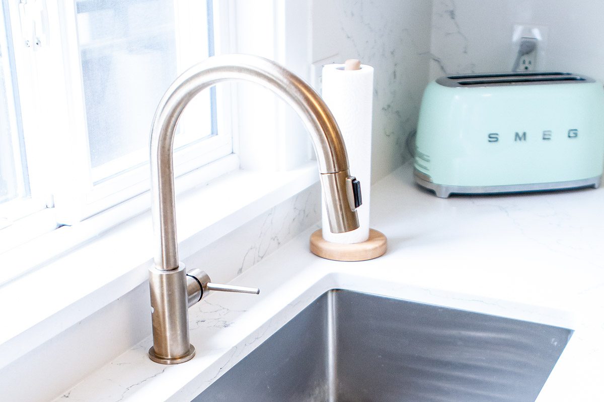 Dave-Catherine-kitchen-details-2